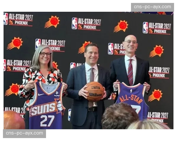 NBA考虑调整全明星赛制,或于2027年引入国际队对阵美国队模式 NBA考虑调整全明星赛制,或于2027年引入国际队对阵美国队模式